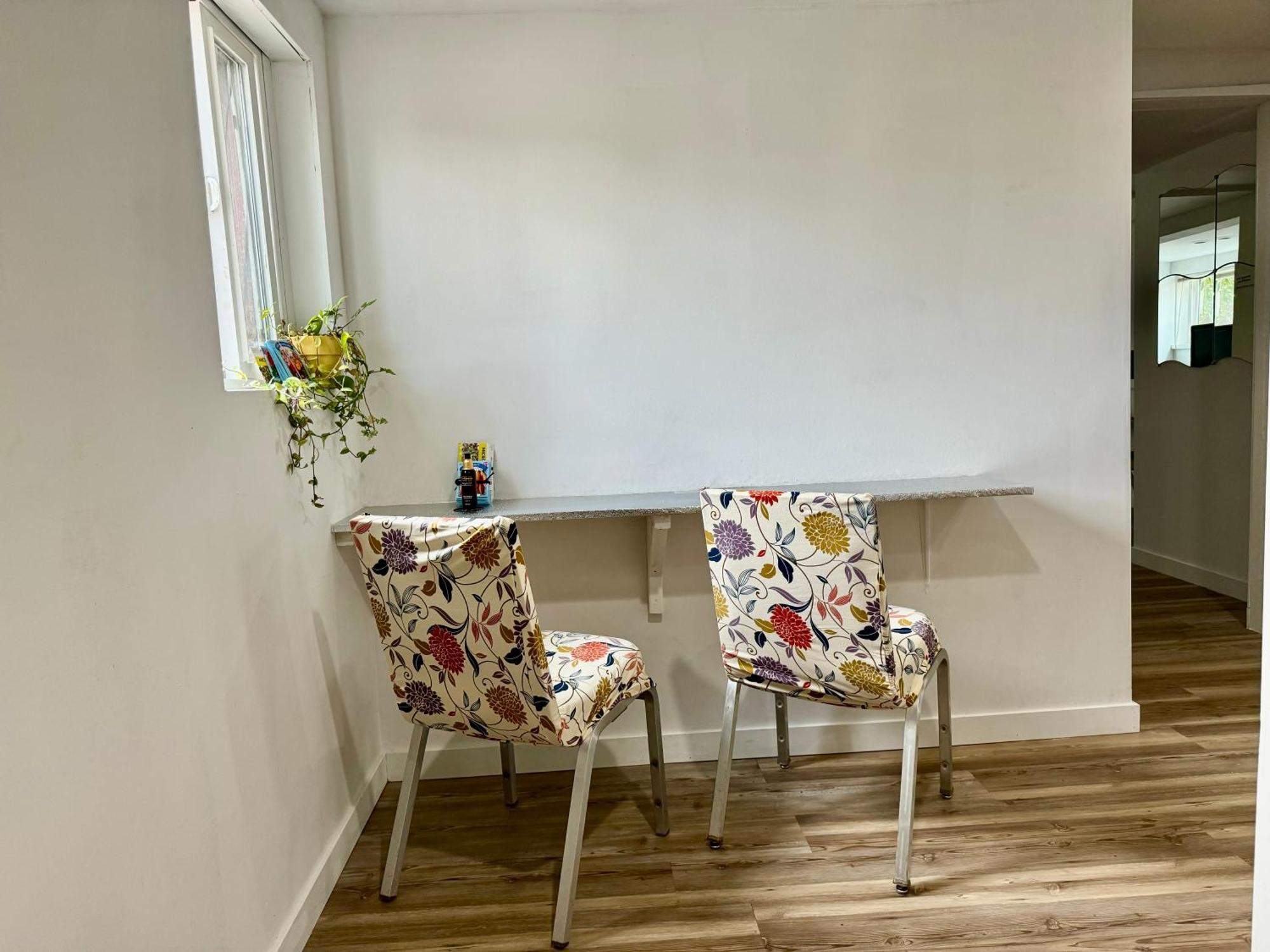 Tiny Private Room On The 1St Floor With Shared Bathroom Near Seatac Airport And Downtown Seattle Extérieur photo
