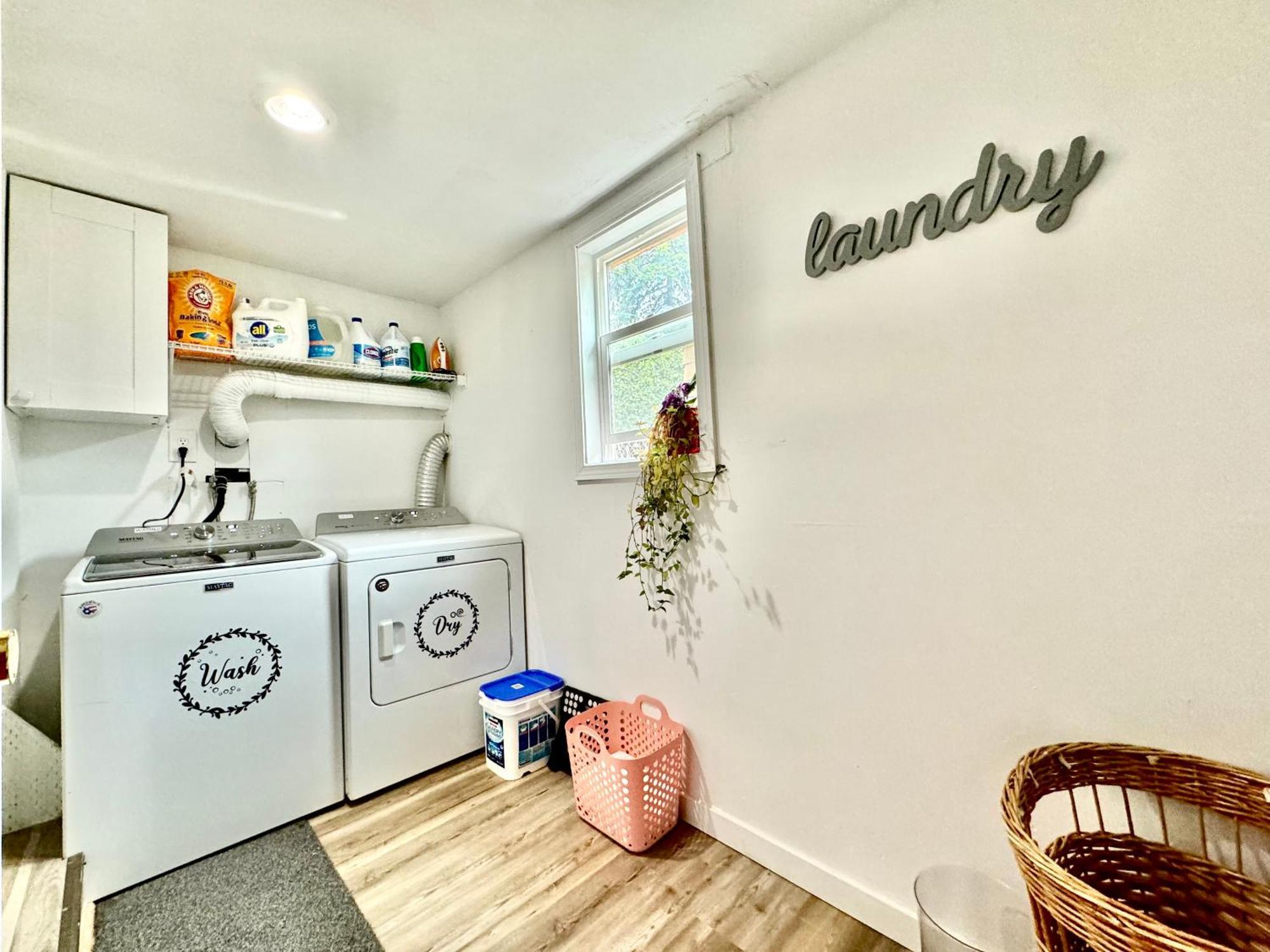 Tiny Private Room On The 1St Floor With Shared Bathroom Near Seatac Airport And Downtown Seattle Extérieur photo