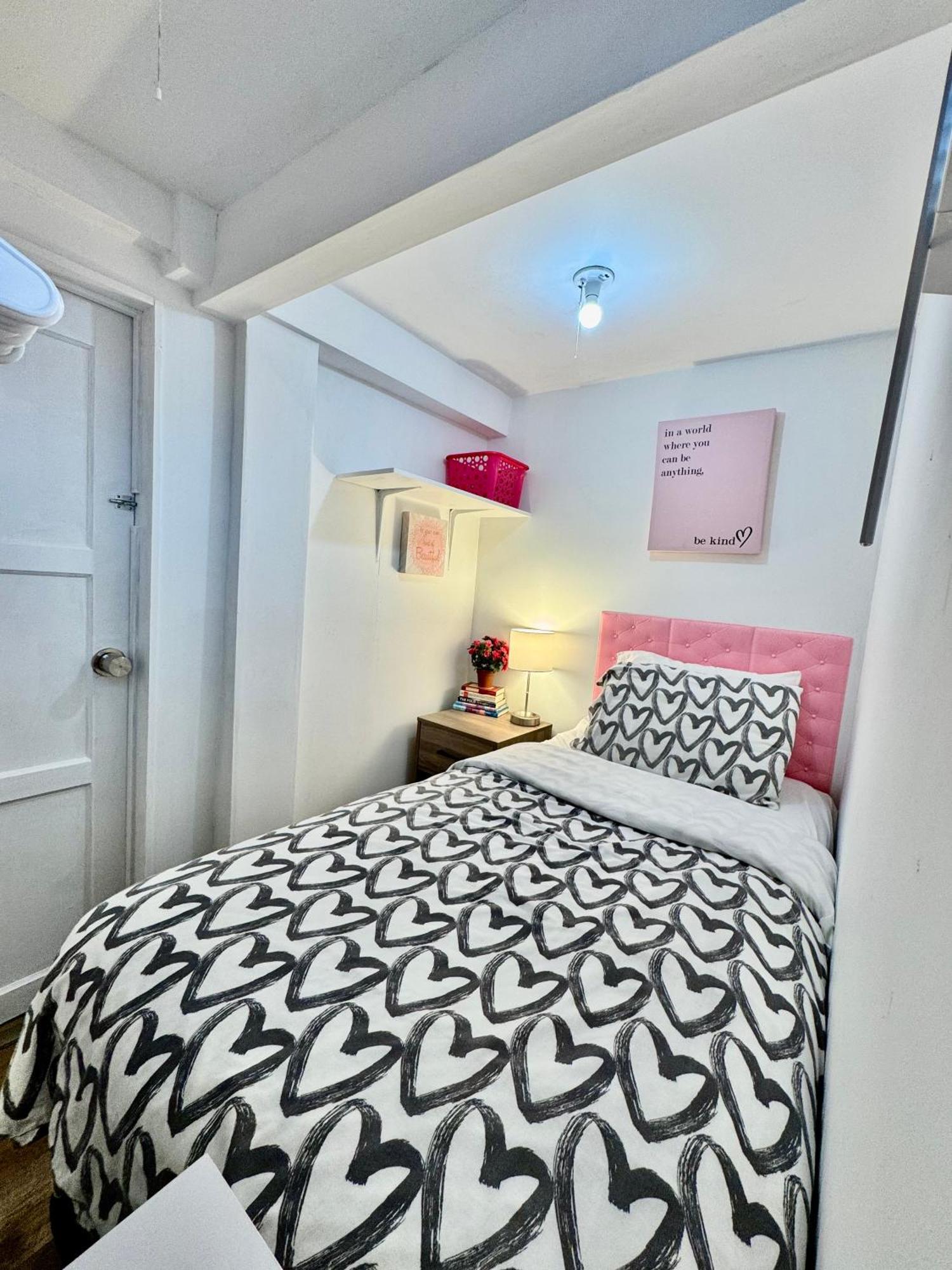 Tiny Private Room On The 1St Floor With Shared Bathroom Near Seatac Airport And Downtown Seattle Extérieur photo